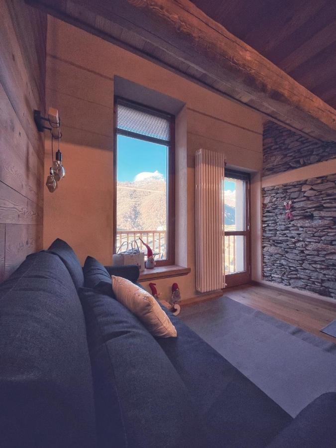 Amelu' Otel Ostana Dış mekan fotoğraf