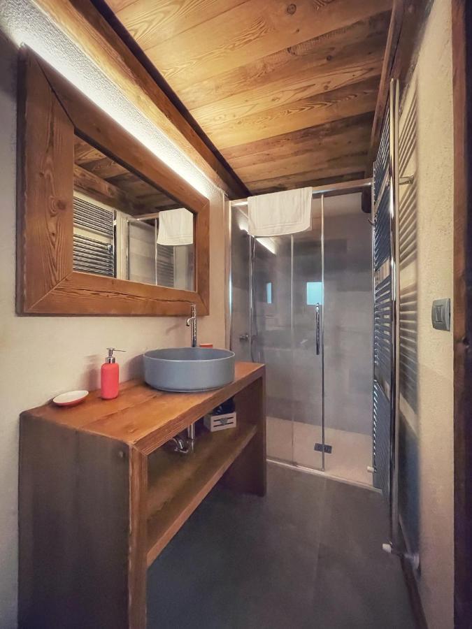 Amelu' Otel Ostana Dış mekan fotoğraf